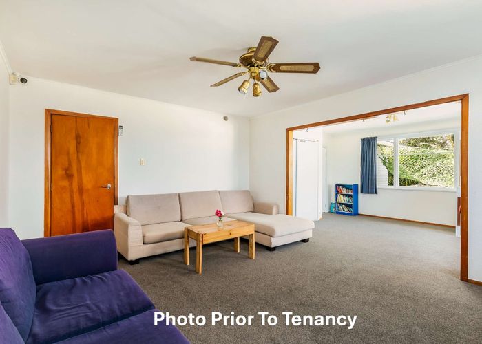  at 1 Sarona Avenue, Glen Eden, Waitakere City, Auckland