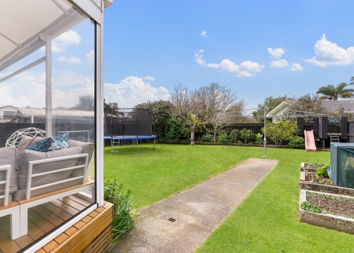  at 34 Allington Road, Massey, Waitakere City, Auckland
