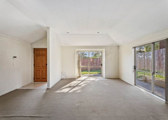  at 15a Blease Street, New Lynn, Waitakere City, Auckland