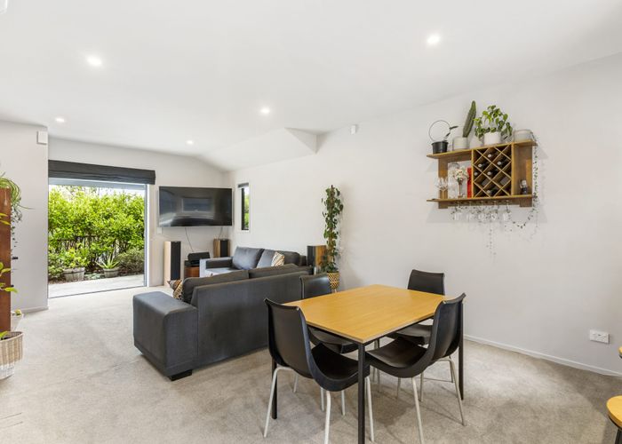  at 7 Glenbrae Glade, Glen Innes, Auckland