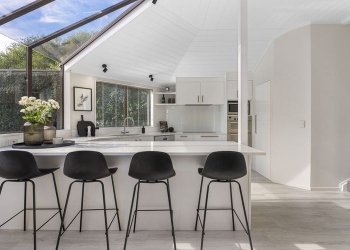  at 10 Harper Street, Chatswood, North Shore City, Auckland