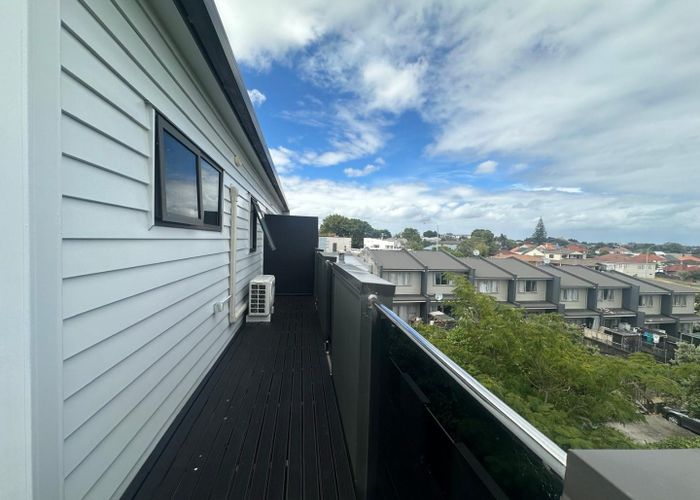  at 1/245 Mount Albert Road, Wesley, Auckland City, Auckland