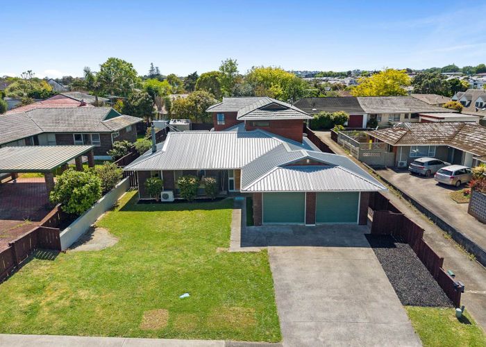  at 40 Luton Avenue, Sunnyhills, Manukau City, Auckland