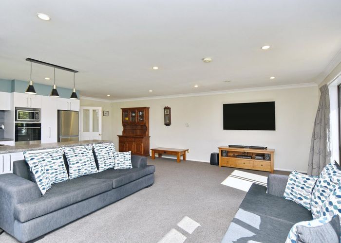  at 17 Mounter Avenue, Northwood, Christchurch