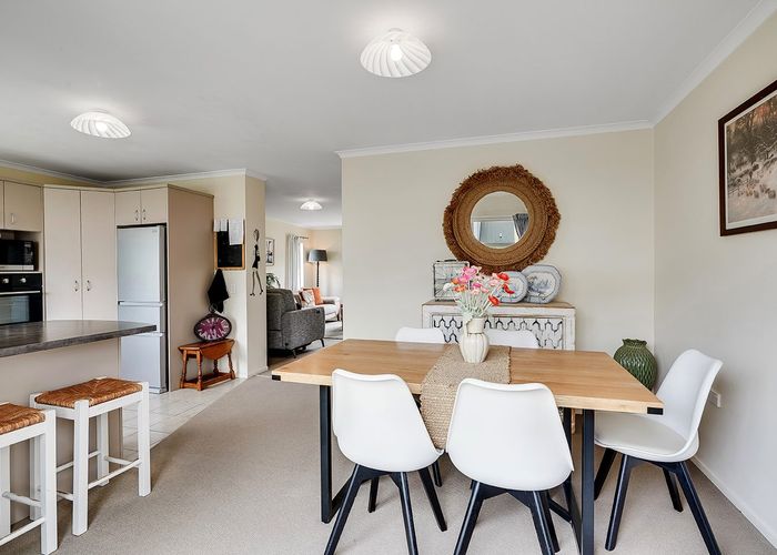  at 43 Gordon Davies Lane, Huntington, Hamilton, Waikato