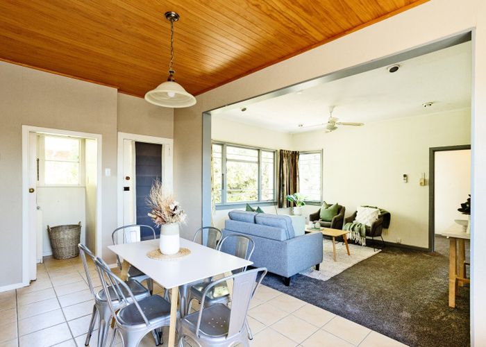  at 27 Bullar Street, Grasmere, Invercargill