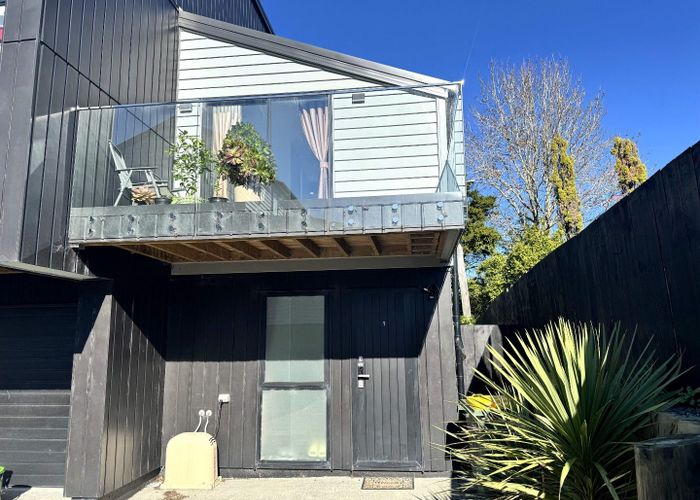  at 1/60 Triangle Road, Massey, Waitakere City, Auckland