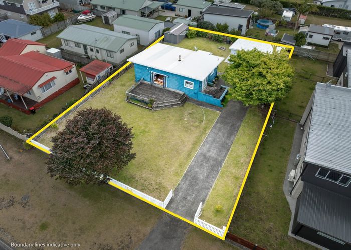  at 905 Port Road, Whangamata