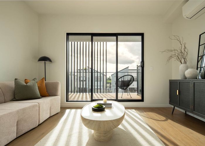 at 8/10 Scott Road, Hobsonville, Waitakere City, Auckland