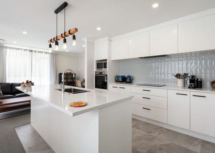  at 6 FINTONA STREET, katikati, Western Bay of Plenty