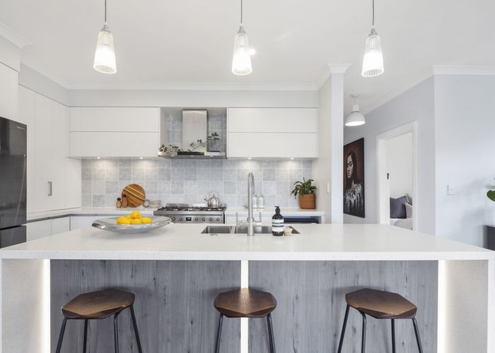  at 3 Endeavour Street, Lyall Bay, Wellington