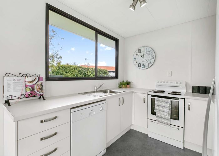  at 8 Longstead Avenue, Papamoa Beach, Papamoa