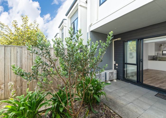  at 35 Morihana Close, Glen Eden, Waitakere City, Auckland