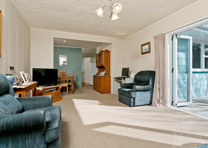  at 20 Sequoia Place, Sunnynook, Auckland