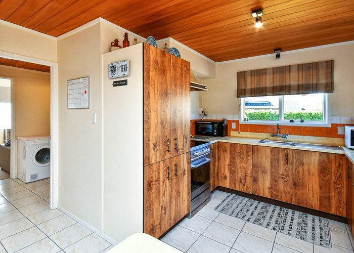  at 1/24 Victoria Road, Papatoetoe, Auckland