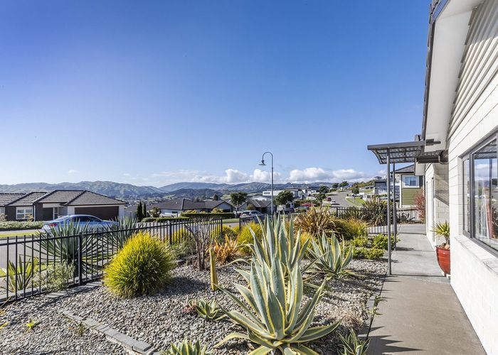  at 13 Madeira Close, Whitby, Porirua, Wellington