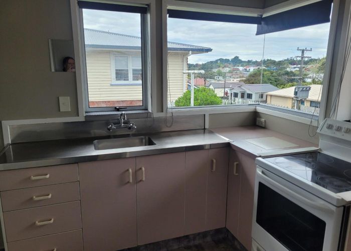  at 2/110 Young Street, Lynmouth, New Plymouth, Taranaki