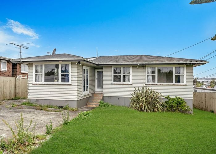 at 14 McLennan Road, Mount Wellington, Auckland City, Auckland