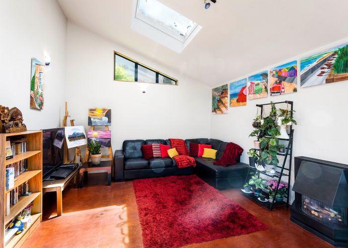  at 13A Ferry Road, Days Bay, Lower Hutt