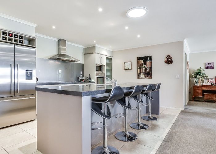  at 43 Darjon Drive, Huntington, Hamilton