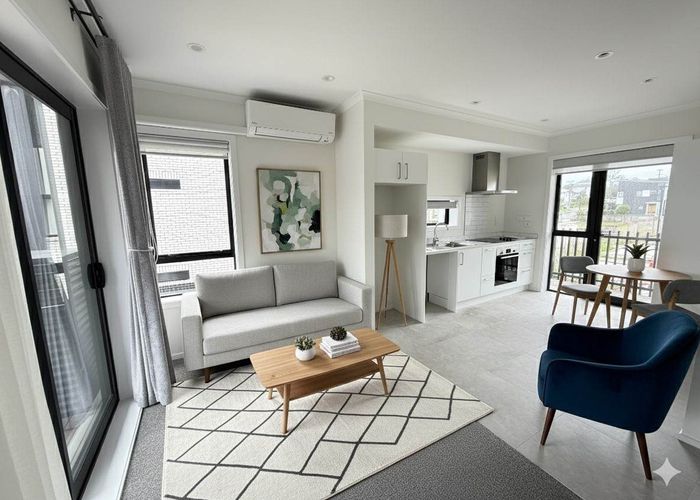  at 102/100 Cadness Street, Northcote, North Shore City, Auckland