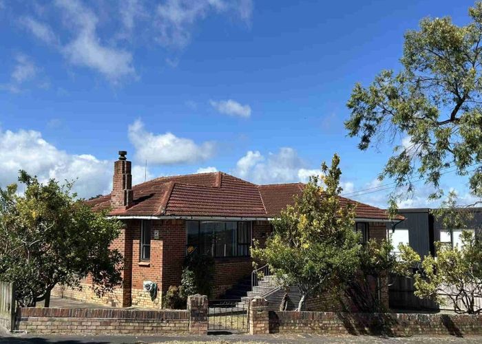  at 20 Heaphy Street, Blockhouse Bay, Auckland City, Auckland