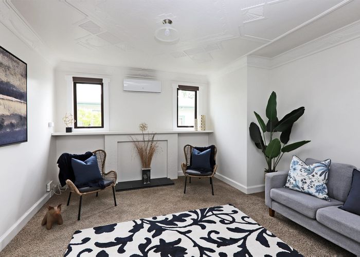  at 1-2/406 Burnett Street, Mahora, Hastings