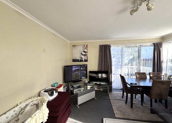  at 38B Hinau Street, Tawa, Wellington, Wellington