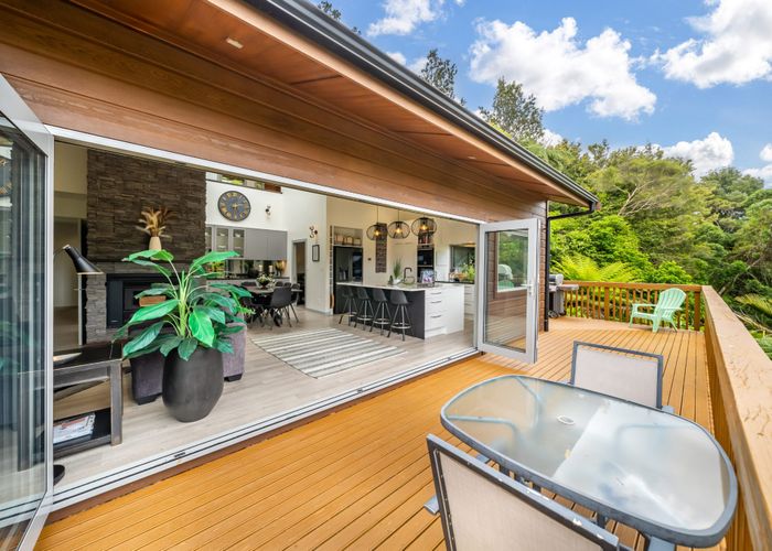  at 49D Hill Road, Belmont, Lower Hutt