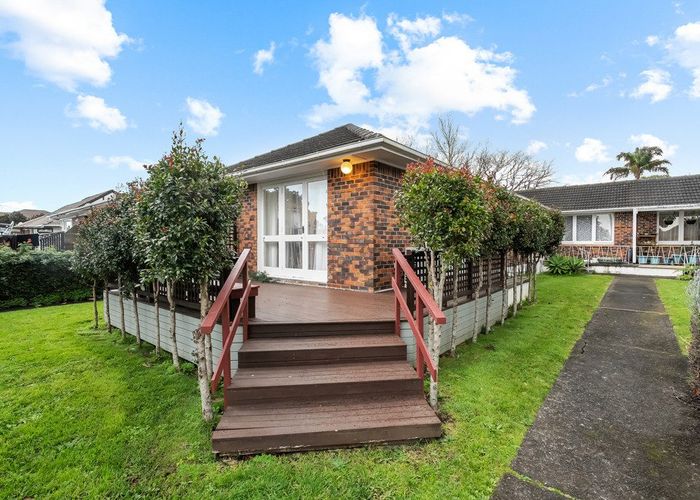  at 2/8 Bowling Avenue, Epsom, Auckland City, Auckland