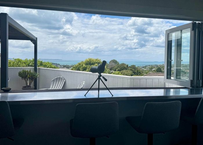  at 1/138 Arran Road, Browns Bay, North Shore City, Auckland