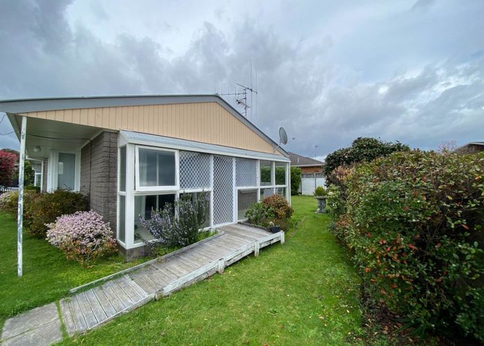  at 37 Cherrywood Drive, Otumoetai, Tauranga, Bay Of Plenty