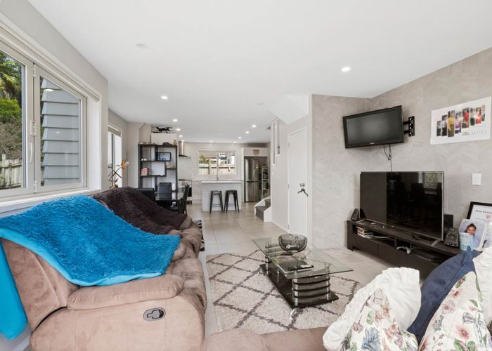  at 5 Paloma Court, Hillpark, Auckland