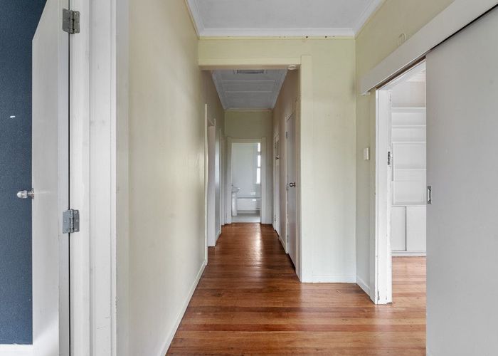  at 8 Delhi Avenue, Aramoho, Whanganui