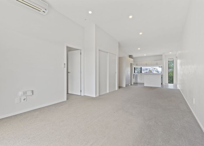  at 8/3 Woolfield Road, Papatoetoe, Manukau City, Auckland