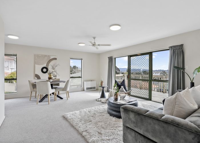  at 1/43 Sungrove Rise, Sunnyvale, Auckland