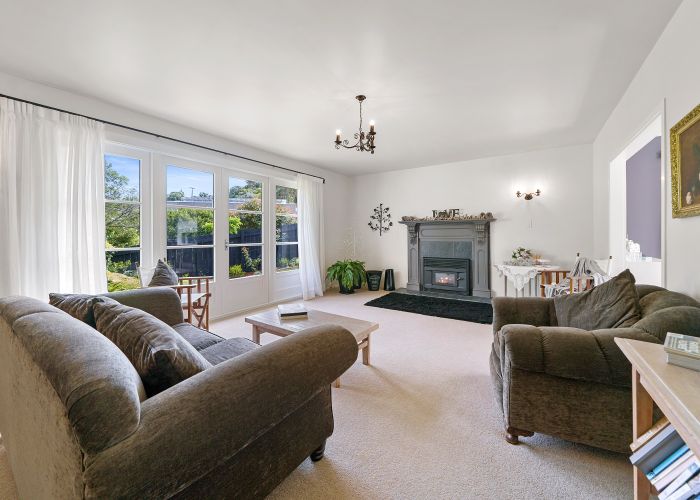  at 43 Korokoro Road, Korokoro, Lower Hutt