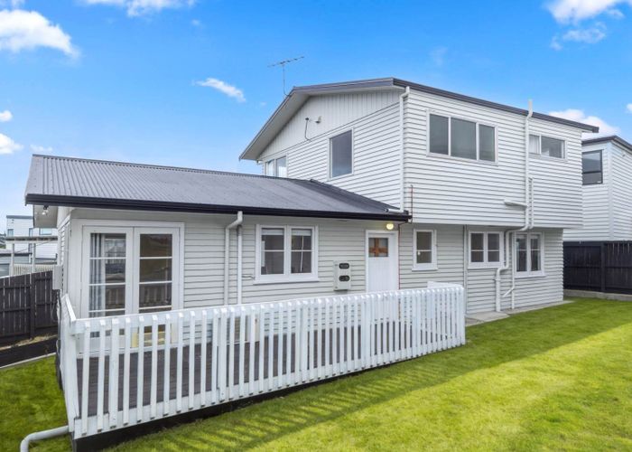  at 68A Sunnynook Road, Forrest Hill, North Shore City, Auckland