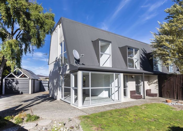  at 2/22C Egmont Place, Bishopdale, Christchurch