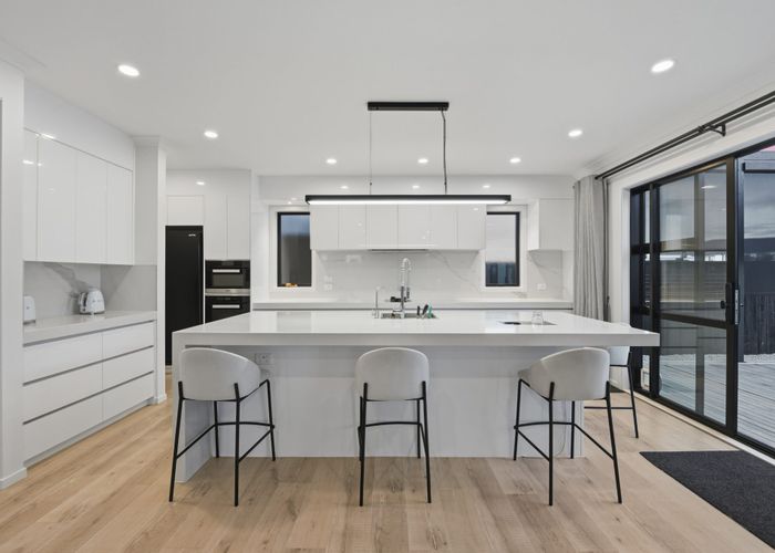  at 37 Drumconnell Drive, Flat Bush, Manukau City, Auckland