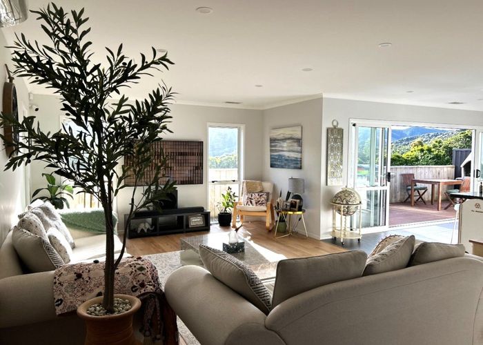  at 20 Lime Grove, Maungaraki, Lower Hutt, Wellington