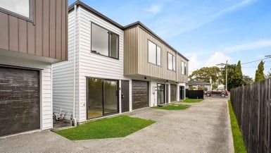  at 3/20 Metcalfe Road, Ranui, Auckland