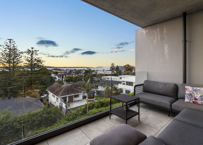  at 301/250 Kepa Road, Mission Bay, Auckland City, Auckland