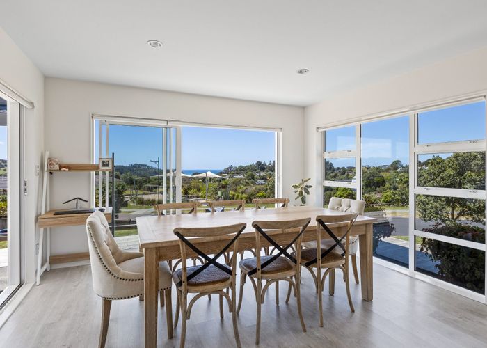  at 52 Beachwood Drive, Hatfields Beach, Orewa