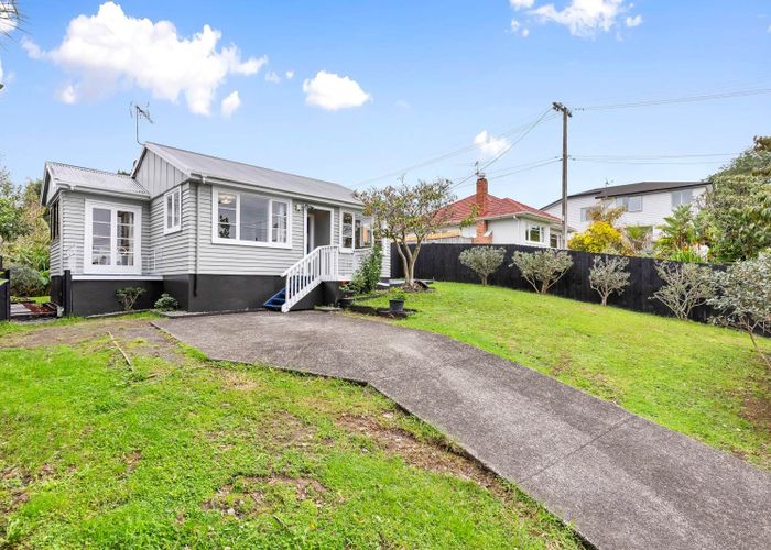 at 109  Beach Haven Road, Beach Haven, North Shore City, Auckland