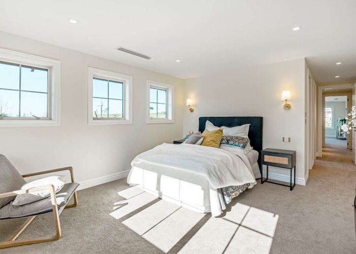  at 7 Luff Place, Long Bay, North Shore City, Auckland