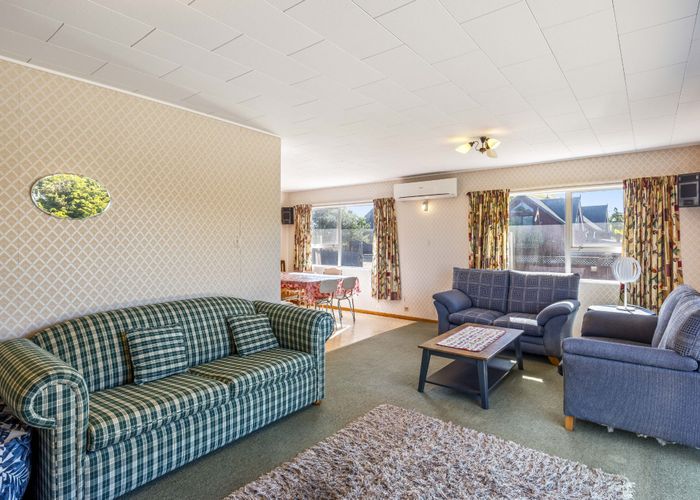  at 50 Queens Road, Waikanae Beach, Waikanae