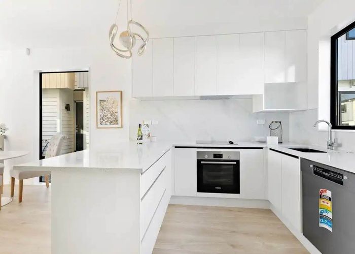  at 3/101 Botany Road, Howick, Manukau City, Auckland