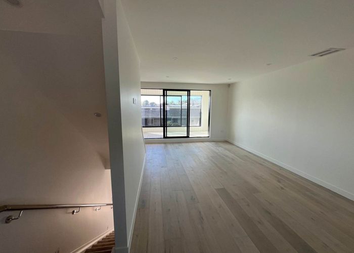 at 2/7 Erson Avenue, Royal Oak, Auckland City, Auckland