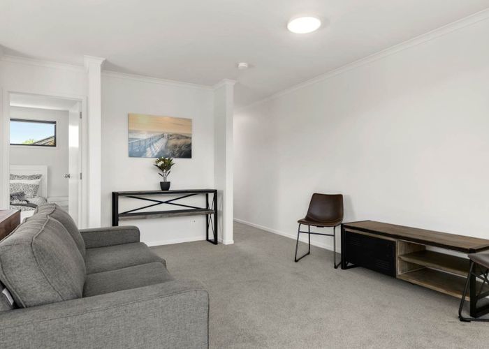  at 10/90 Swaffield Road, Papatoetoe, Manukau City, Auckland